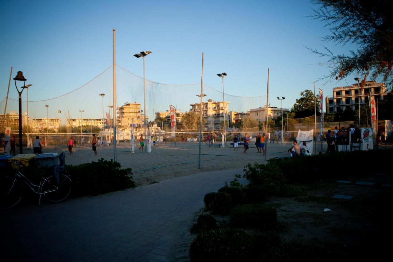 Hotel Betty Rimini Kültér fotó